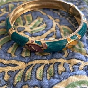 Blue & gold costume jewelry with 6 turtles around it